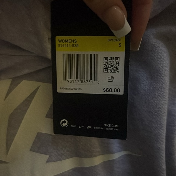 LAVENDER NIKE HOODIE - Picture 2 of 5